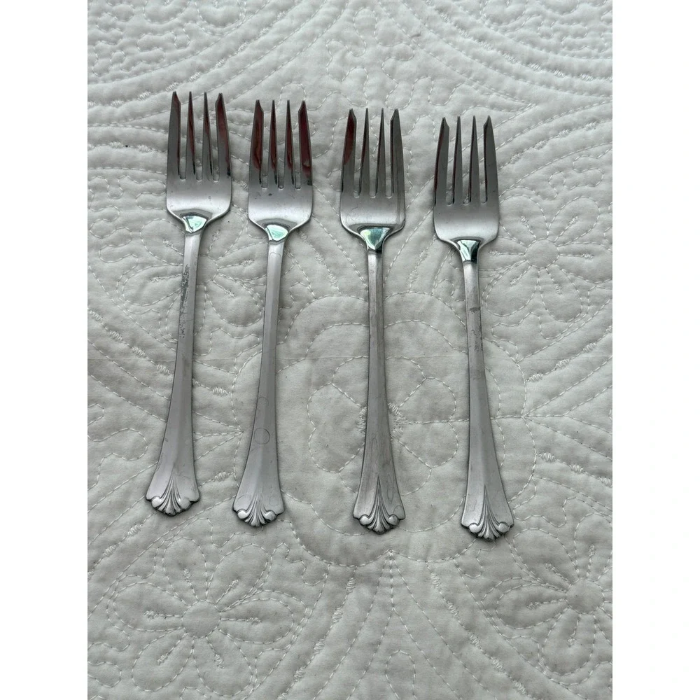 Pfaltzgraff Biscayne Salad Forks 4pc 6.25in Silver Stainless Steel Fan Shell‎